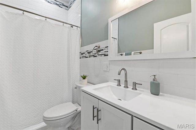 5816 Reber Place, St Louis, MO 63139
