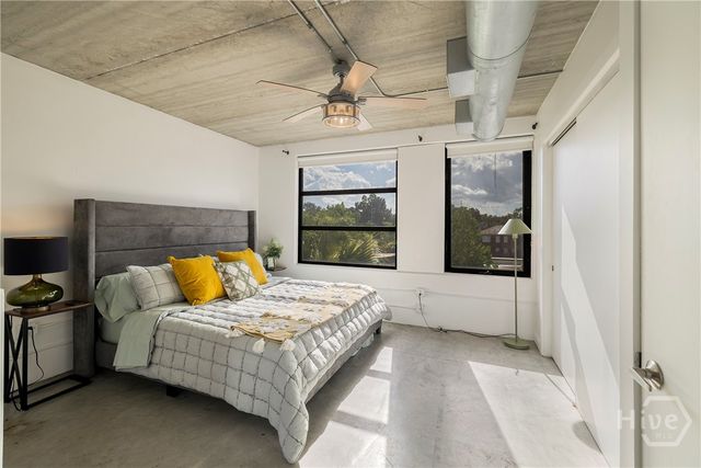 2406 De Soto Avenue B, Savannah, GA 31401