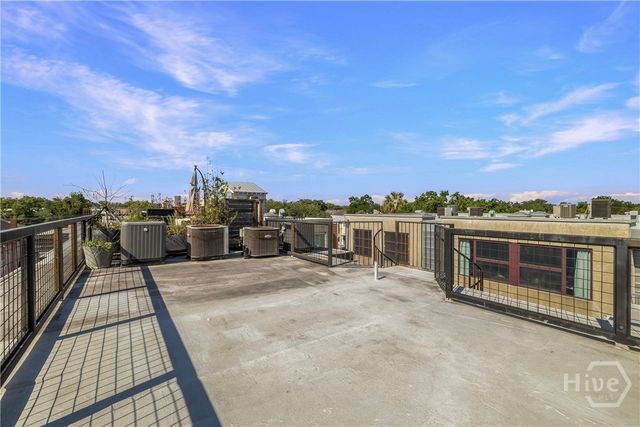 2406 De Soto Avenue B, Savannah, GA 31401