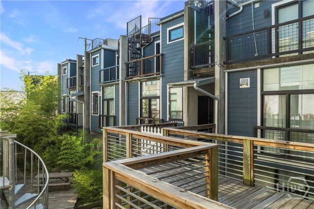 2406 De Soto Avenue B, Savannah, GA 31401