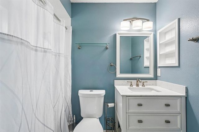8710 FILSON PLACE, Sarasota, FL 34231