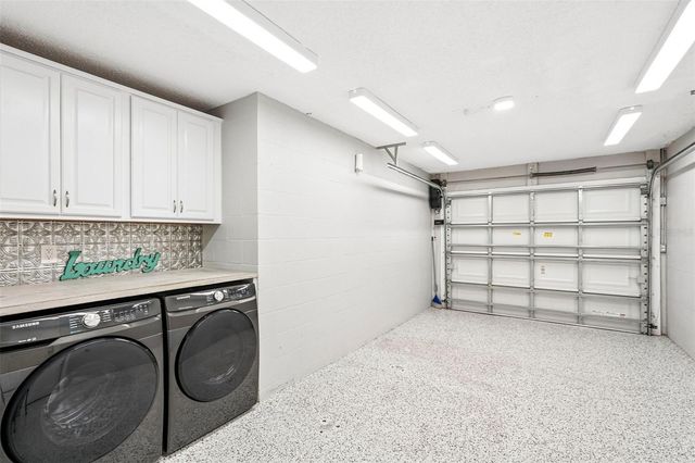 8710 FILSON PLACE, Sarasota, FL 34231