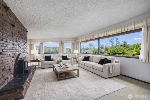 928 Shamrock Drive, Aberdeen, WA 98520