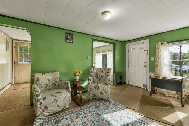 14 Belmont Street, Salem, NH 03079