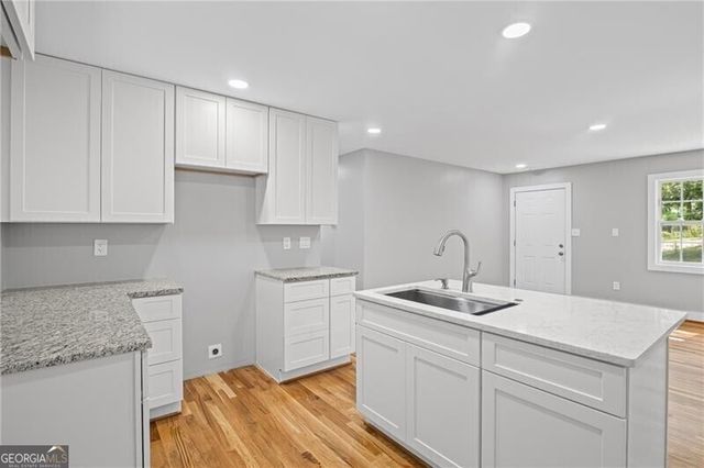 2889 Macon Drive SW, Atlanta, GA 30354