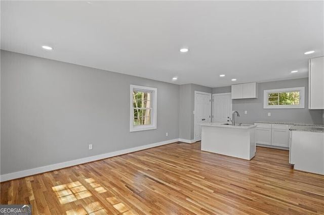 2889 Macon Drive SW, Atlanta, GA 30354