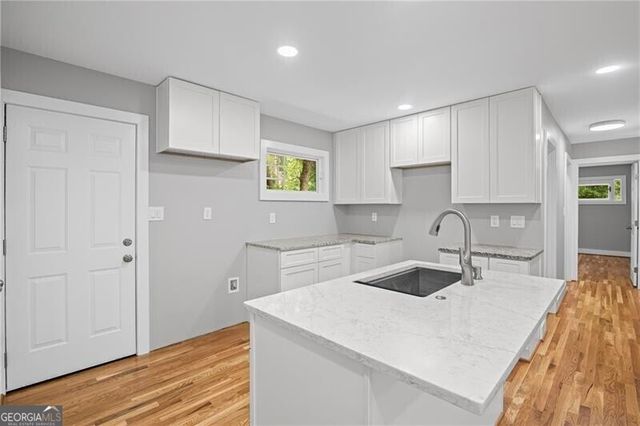 2889 Macon Drive SW, Atlanta, GA 30354