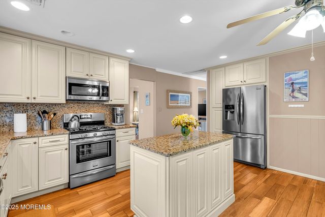 235 Barbados Drive N, Toms River, NJ 08757