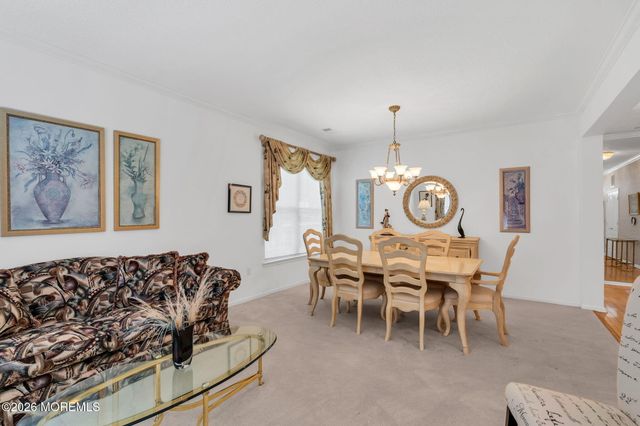 29 Greenways Lane, Lakewood, NJ 08701