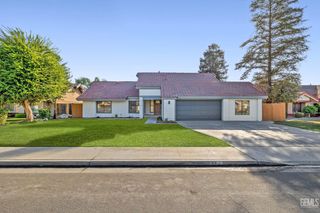 5218 Hollis Street, Bakersfield, CA 93308