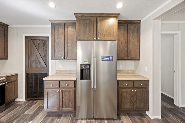 275 Allie Boynton Dr, Manchester, TN 37355