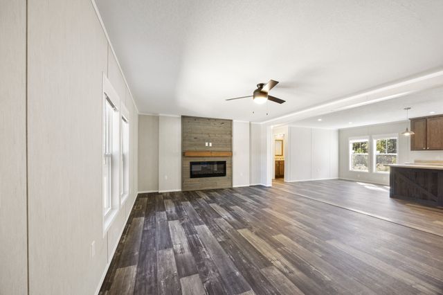 275 Allie Boynton Dr, Manchester, TN 37355