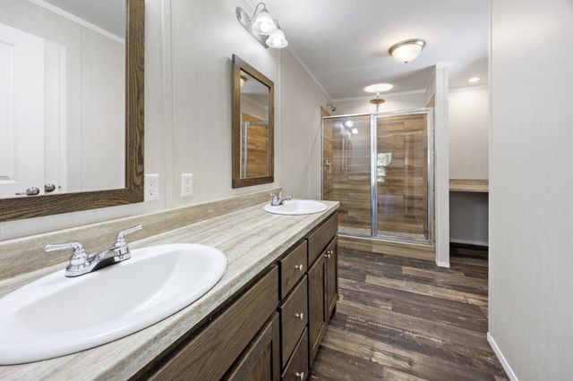 275 Allie Boynton Dr, Manchester, TN 37355