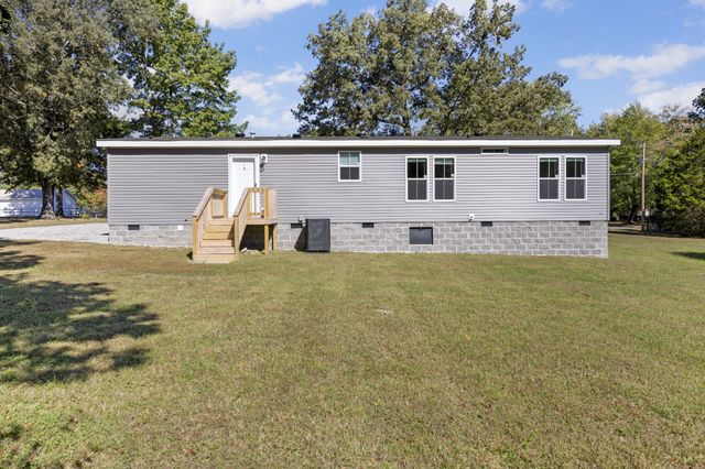 275 Allie Boynton Dr, Manchester, TN 37355