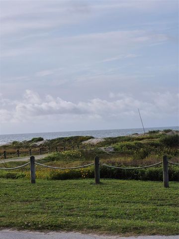 953 Sea Breeze, Crystal Beach, TX 77650