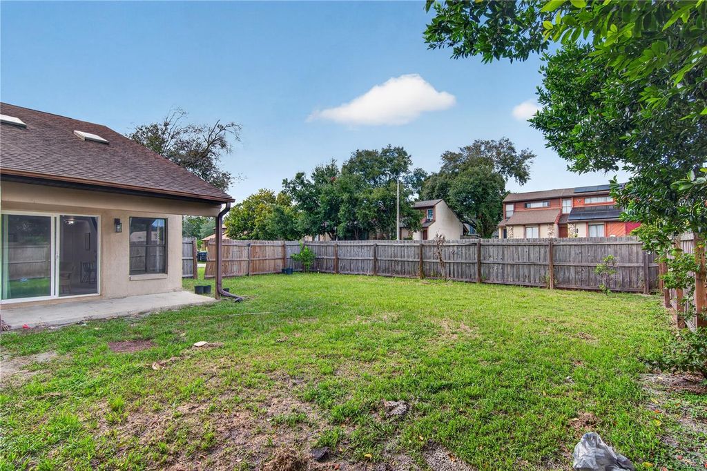Image 26 of property listing at 2747 GRAY FOX LANE, Orlando, FL 32826