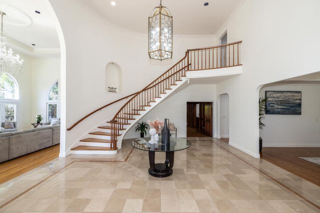 75 Eugenia Way, Hillsborough, CA 94010