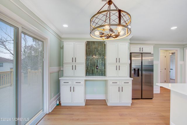 9 Port Royal Drive, Toms River, NJ 08757