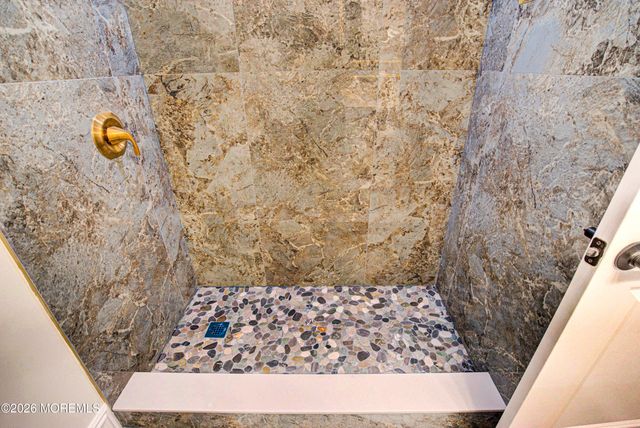 9 Port Royal Drive, Toms River, NJ 08757