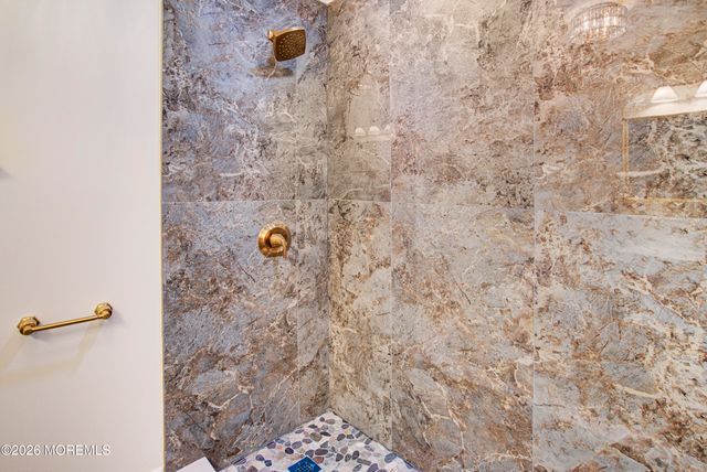 9 Port Royal Drive, Toms River, NJ 08757