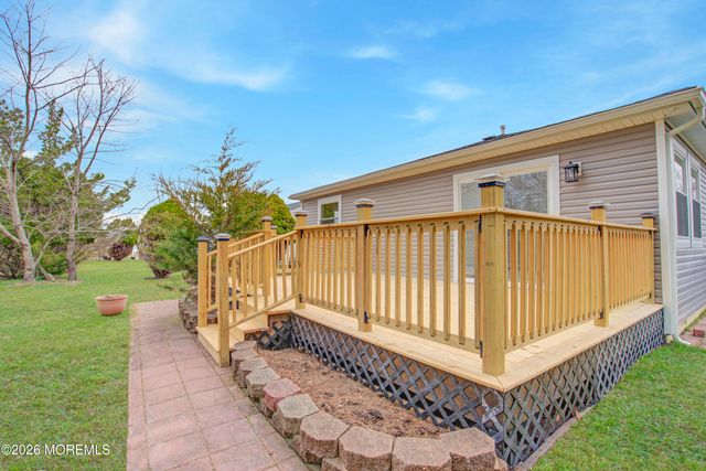 9 Port Royal Drive, Toms River, NJ 08757