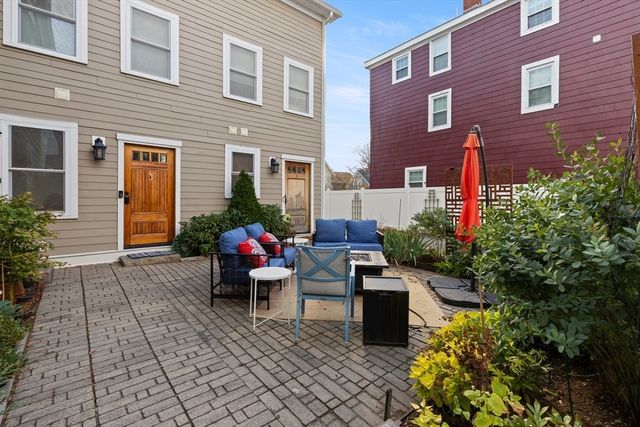 103 Bridge Street 2, Salem, MA 01970