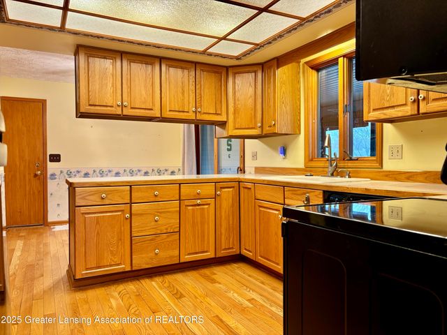 5091 Runnymede Drive, Holt, MI 48842