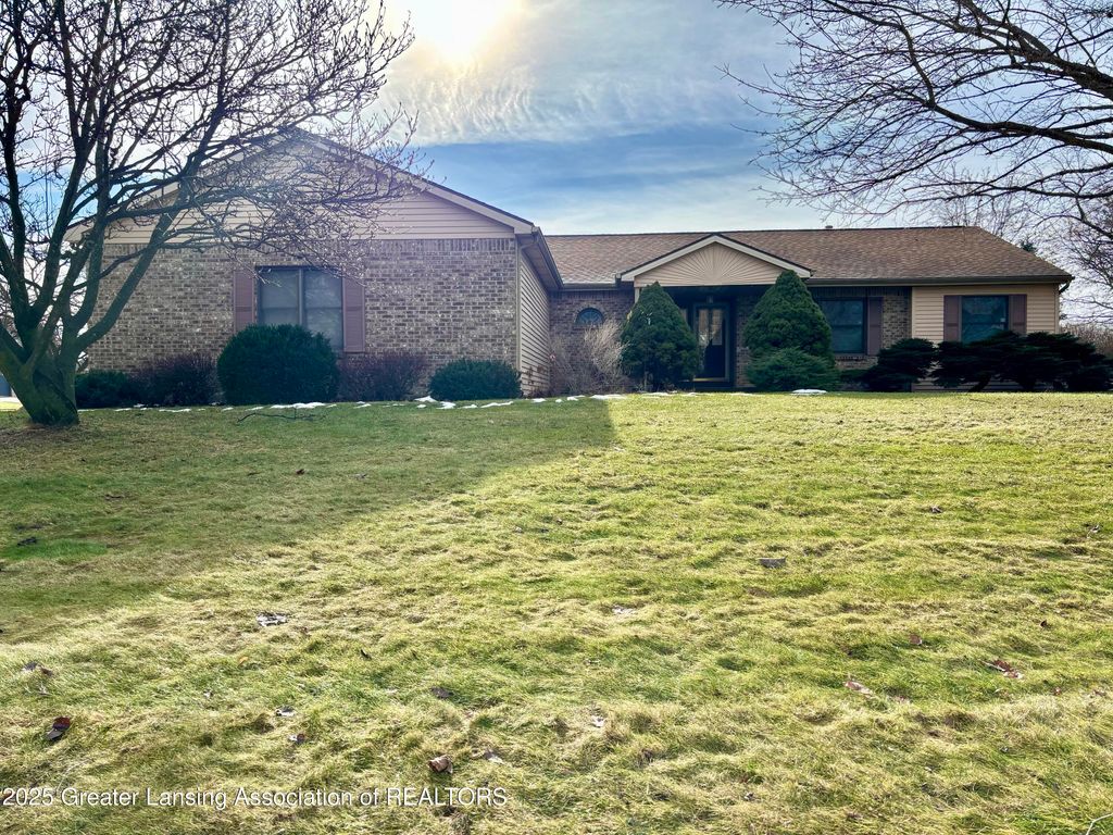 5091 Runnymede Drive, Holt, MI 48842