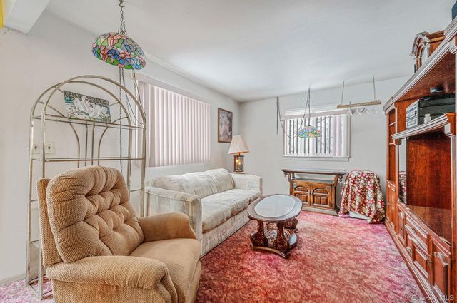 244 Lakeside Trail, Ridge, NY 11961