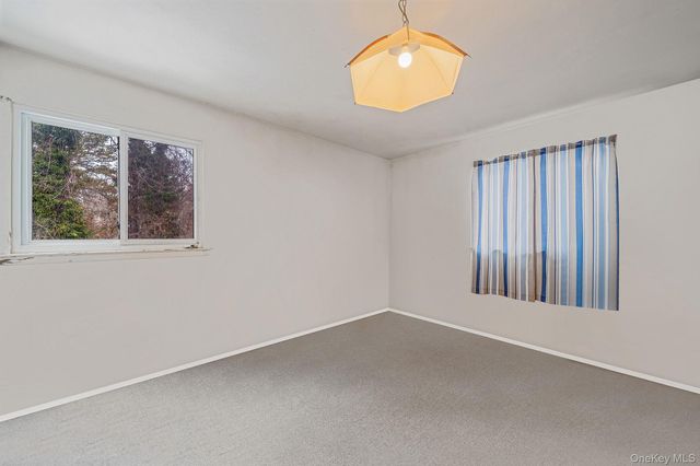 244 Lakeside Trail, Ridge, NY 11961