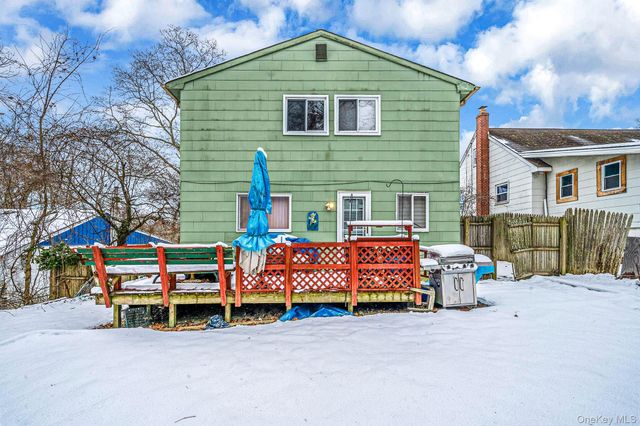 244 Lakeside Trail, Ridge, NY 11961