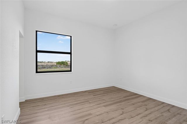 633 Cane ST E, Lehigh Acres, FL 33974