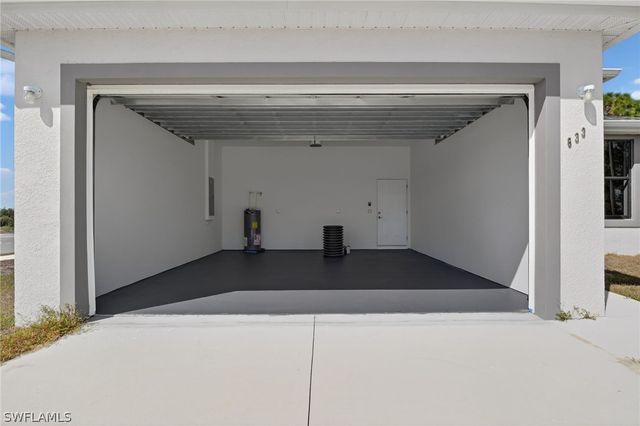 633 Cane ST E, Lehigh Acres, FL 33974