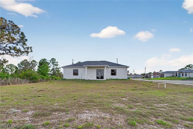 633 Cane ST E, Lehigh Acres, FL 33974