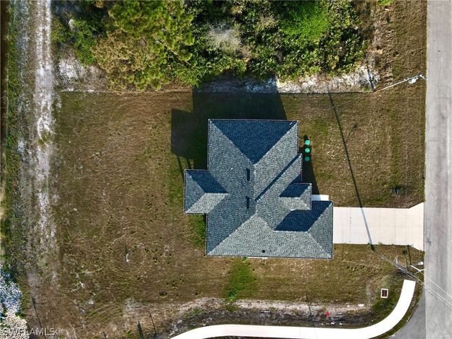 633 Cane ST E, Lehigh Acres, FL 33974