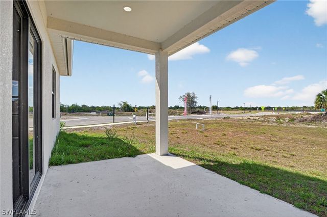 633 Cane ST E, Lehigh Acres, FL 33974