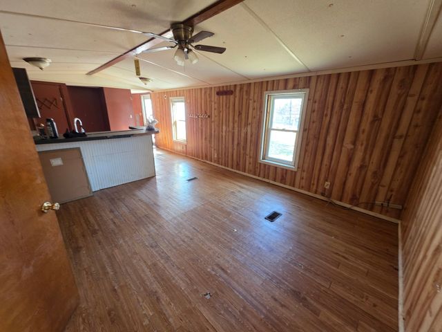 6160 Underwood Rd, Springfield, TN 37172