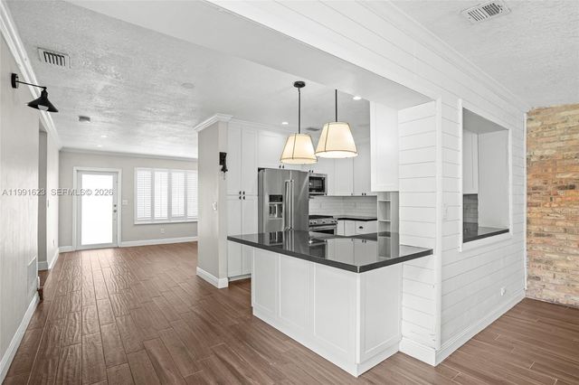 8965 SW 125th Ter, Miami, FL 33176