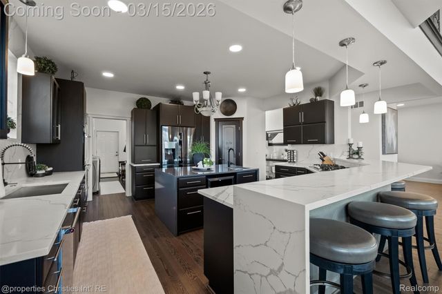 41245 Belvidere Street, Harrison Charter Township, MI 48045