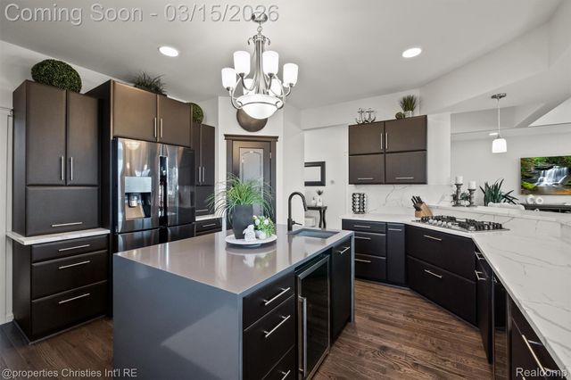 41245 Belvidere Street, Harrison Charter Township, MI 48045