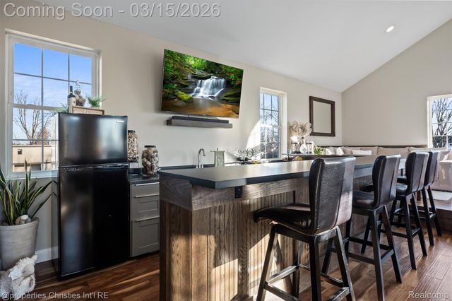 41245 Belvidere Street, Harrison Charter Township, MI 48045