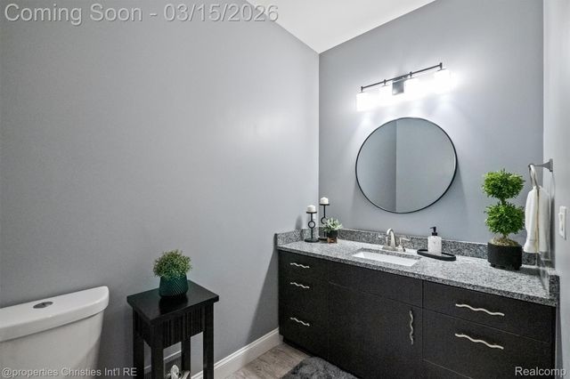 41245 Belvidere Street, Harrison Charter Township, MI 48045