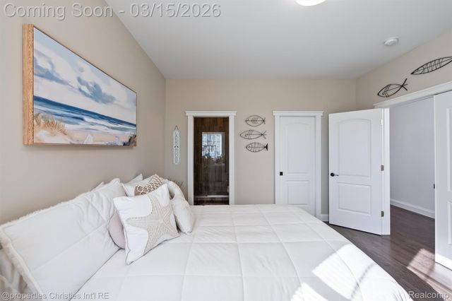 41245 Belvidere Street, Harrison Charter Township, MI 48045