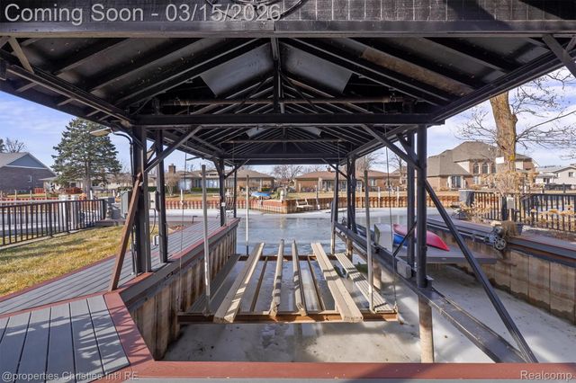 41245 Belvidere Street, Harrison Charter Township, MI 48045