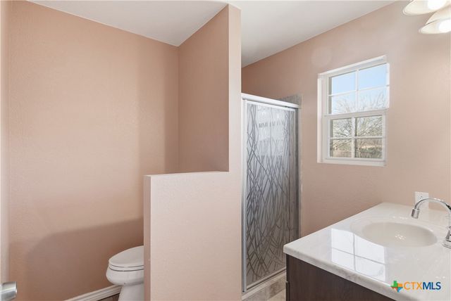 222 E Cedar Street, Seguin, TX 78155