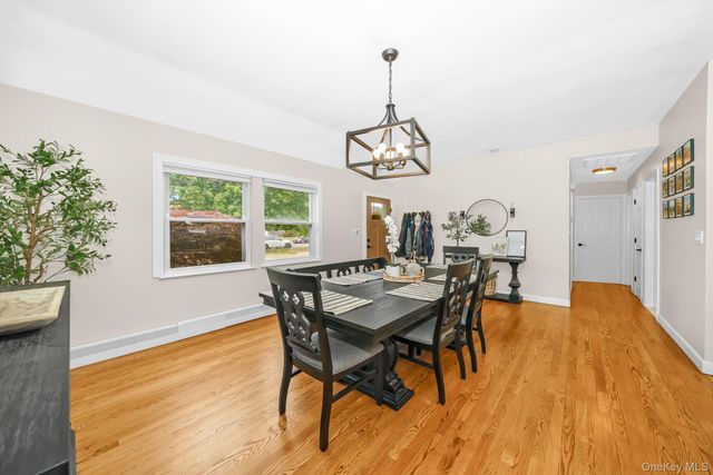 2 Michael Avenue, Bellport, NY 11713