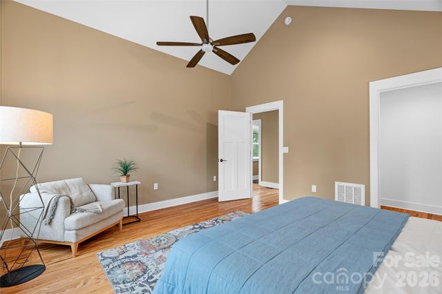 112 Alma Lane, Asheville, NC 28806