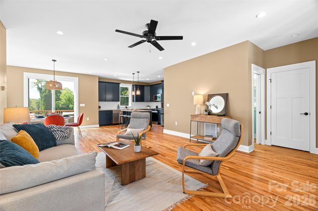 112 Alma Lane, Asheville, NC 28806