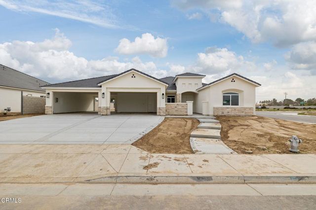 13620 Philip Phelps, Bakersfield, CA 93314