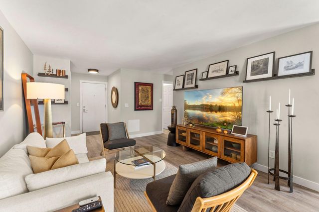 1400 Dakota Avenue S 210, Saint Louis Park, MN 55416